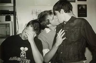 荐影|基情一夏,羞羞的男同电影