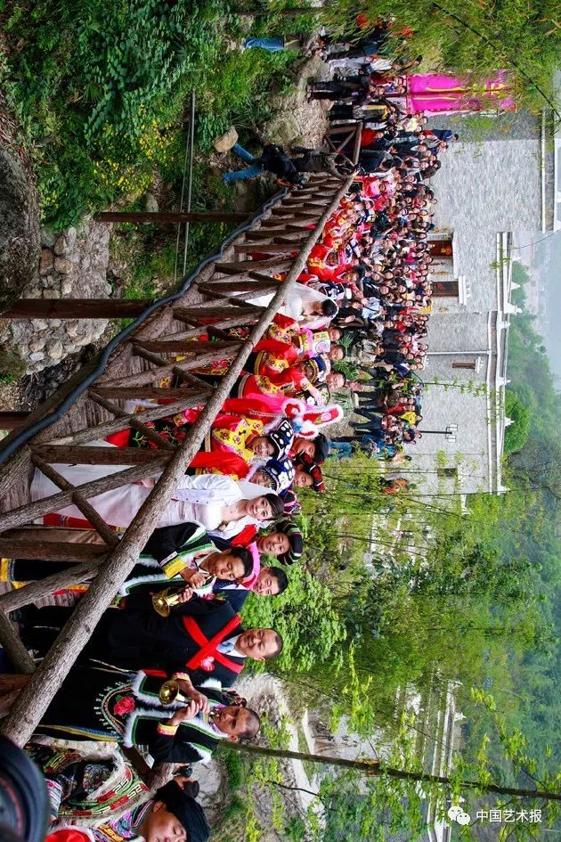 汶川大地震志愿者影集,汶川十年影像