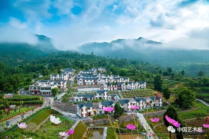 汶川大地震志愿者影集,汶川十年影像