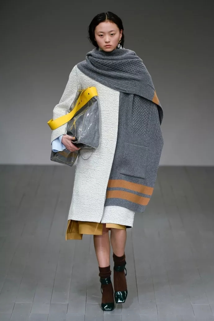 最近流行新款包,牛皮小包包2019新款