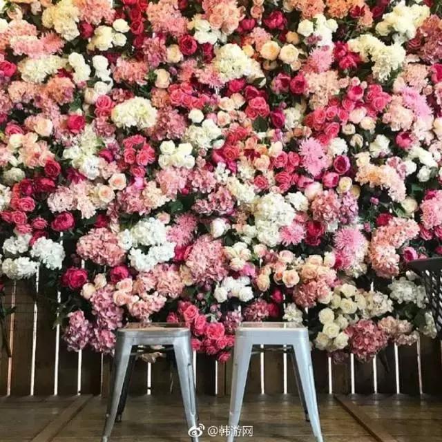 为喜欢自拍的小仙女打造的咖啡店！据说90%的韩国妹子都去打过卡