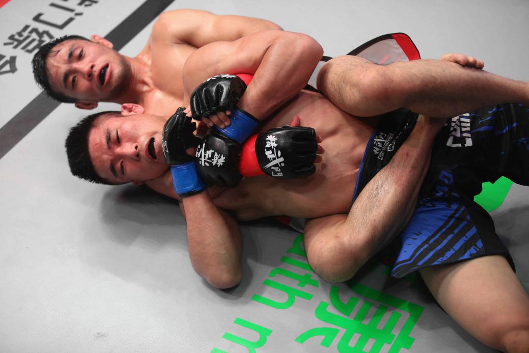 精武门“双鑫”出线会师总决赛,23秒极速KO震撼全场!