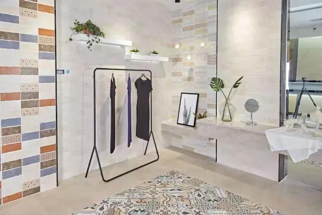 什么是精雕砖,官窑瓷片欣赏