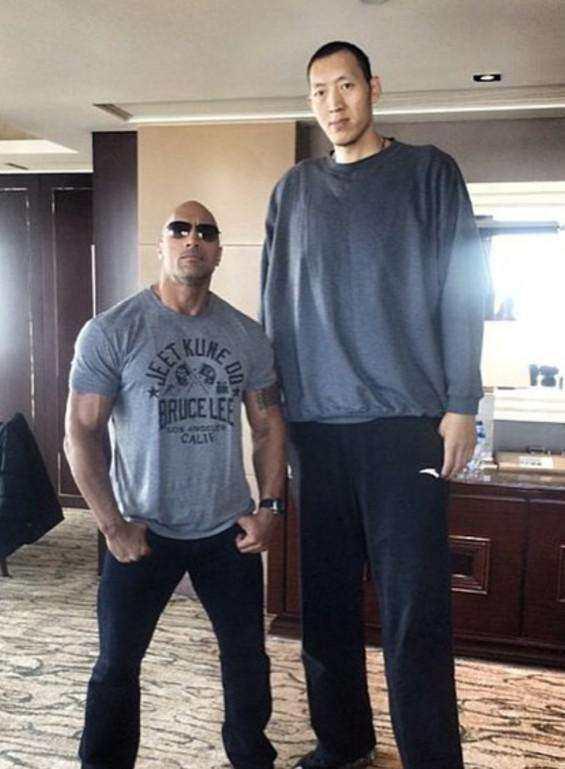 国内最伟大100位运动员姚明,世界上最高的姚明