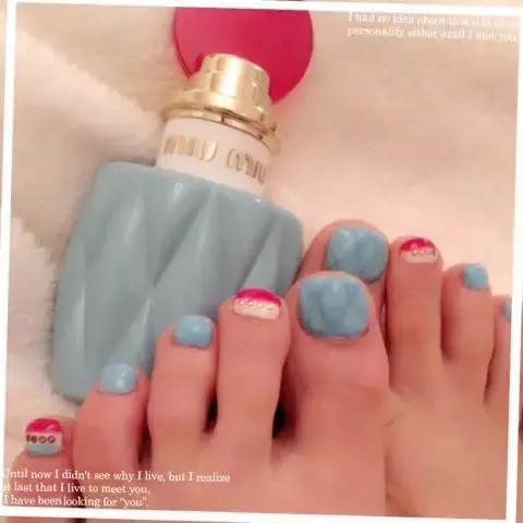 你知道钱买不起什么奢侈品吗,适合做美甲的包包