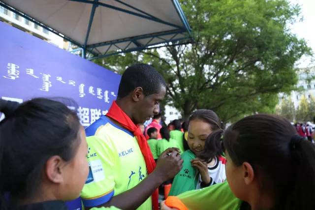 五超联赛新疆京泓斯巴达,呼和浩特学校比赛