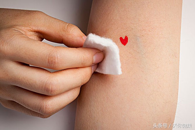 哈里森是怎么做到一年献血18次的,坚持献血29年