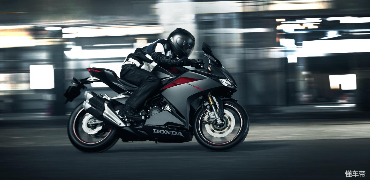 本田cbr250rr最新评价,本田250一代经典