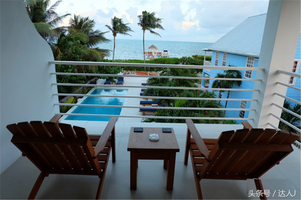 伯利兹大蓝洞好看吗,伯利兹大蓝洞有多深