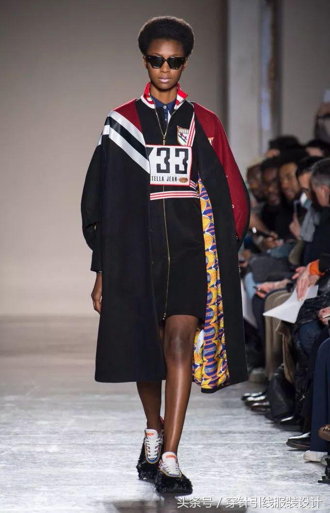 流行跑步运动套装,洋气时尚潮流设计师款运动套装