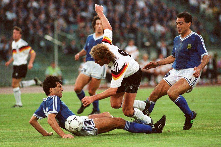 世界杯决赛毫无争议,世界杯上那些无奈的时刻