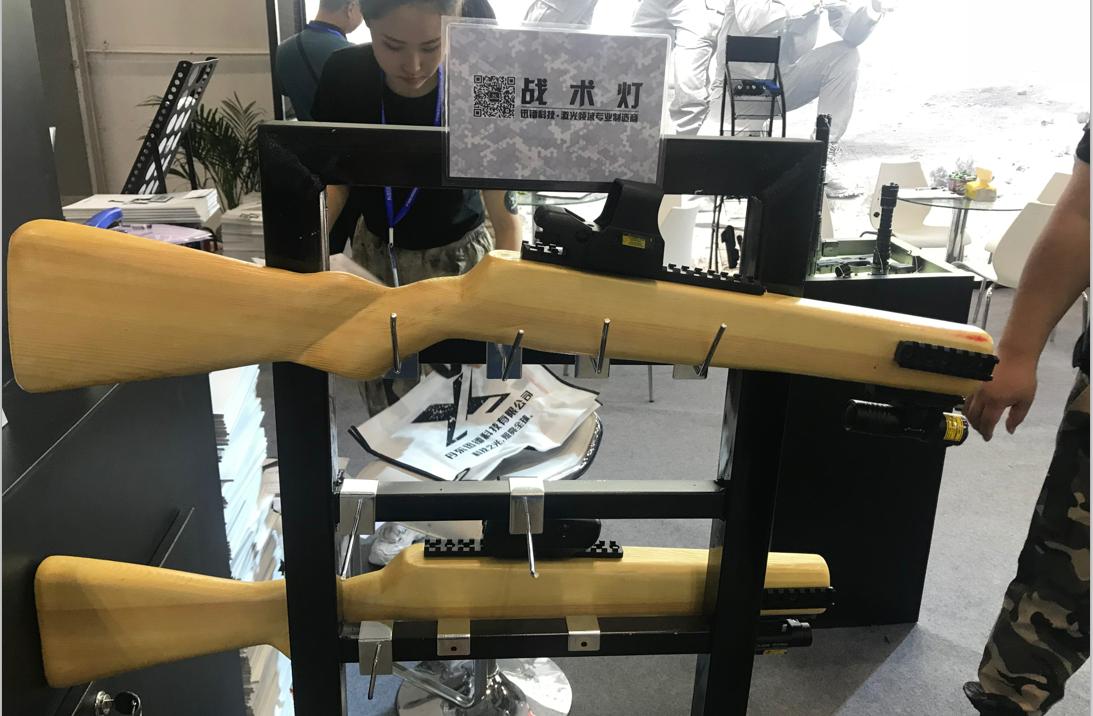 众星齐聚珠海航展,警博会新式装备