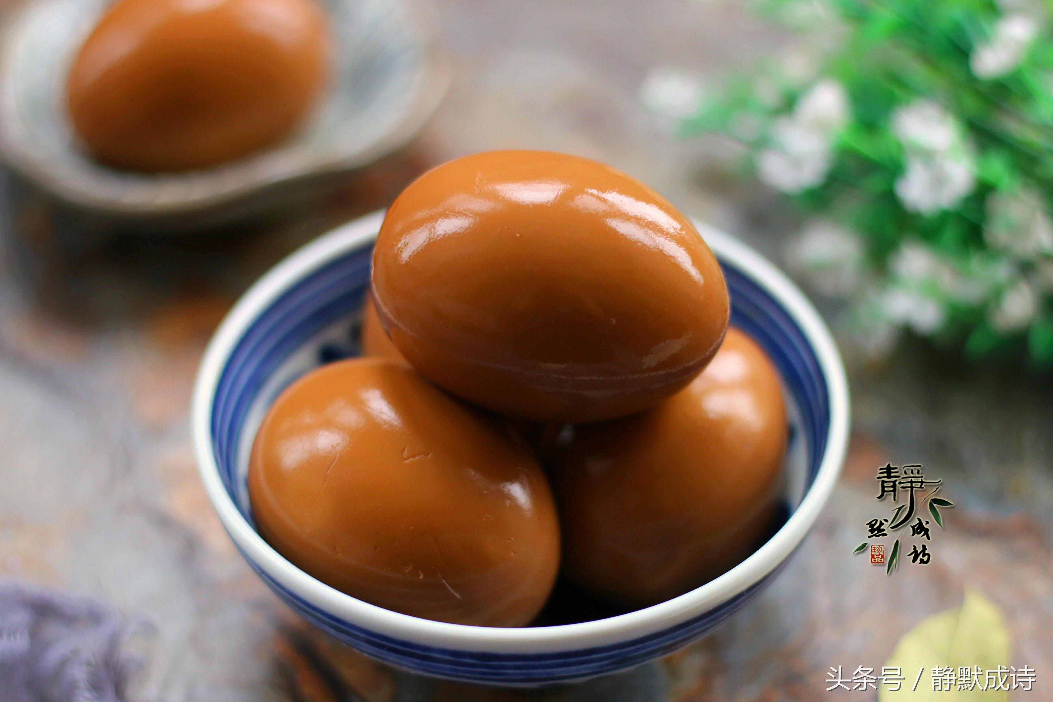 乡巴佬卤猪头肉的制作方法和配方,乡巴佬卤鹌鹑蛋的家常做法