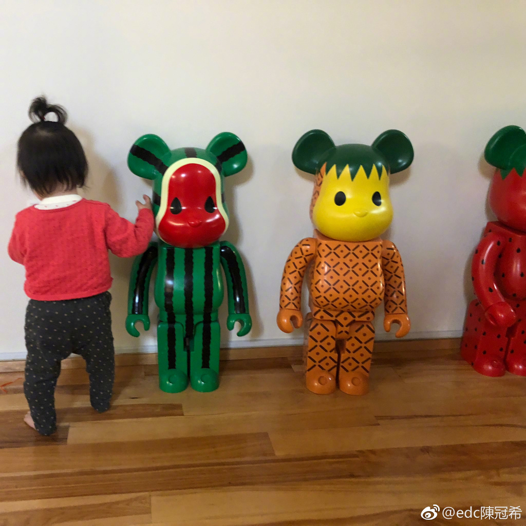 明星的孩子穿女装,明星的小孩穿搭