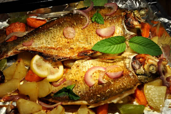 最好吃的烤鱼做法教程及配方,正宗烤鱼的做法和配方视频