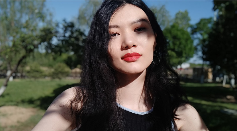 小米“国产自拍神器”，助你称霸朋友圈！