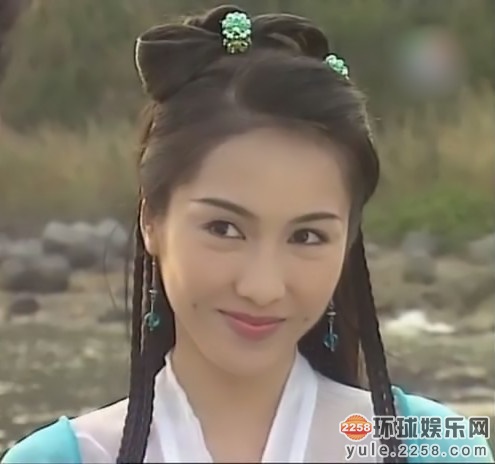 杨钰莹和伊能静谁漂亮,伊能静和杨钰莹不老女神