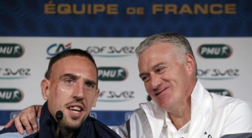 将军白发征夫泪的上一句,将军白发征夫泪下一句是什么