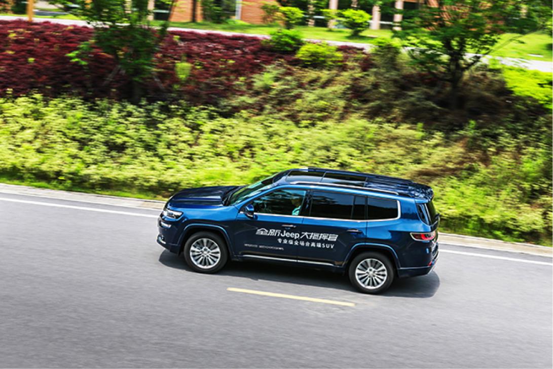 jeep大指挥官对比大众途昂,jeep大指挥官与途达