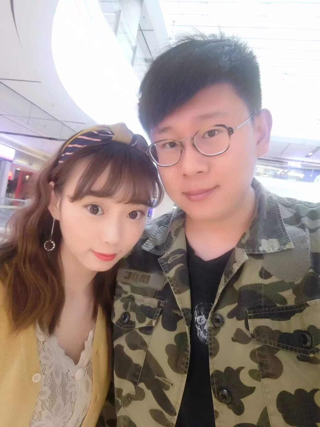 隋毅,隋毅牵手的是谁