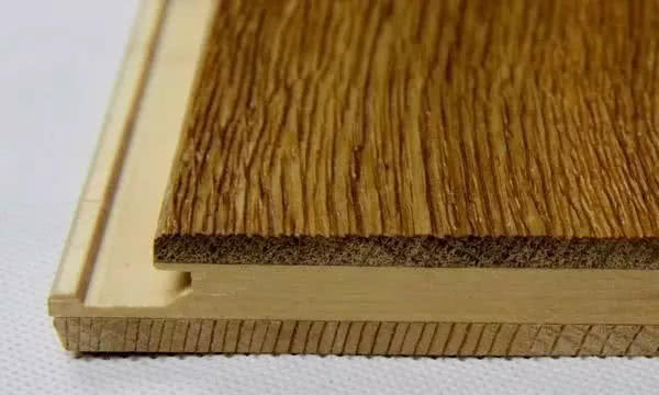 地板究竟买实木还是实木复合好？商家说出大实话！才知坑惨太多人