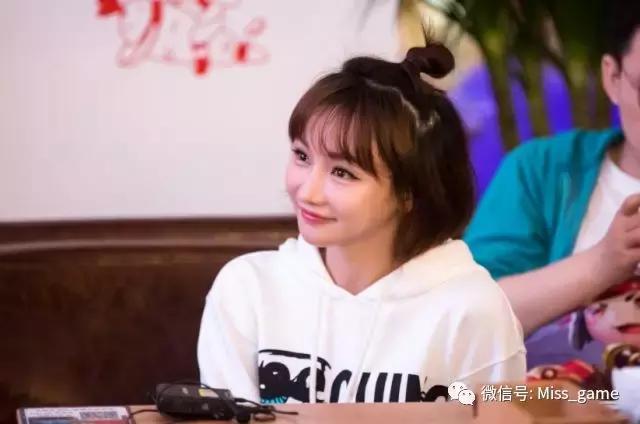 520与一大波男粉丝面基,不小心暴露自己最喜欢舔那个的特殊癖好