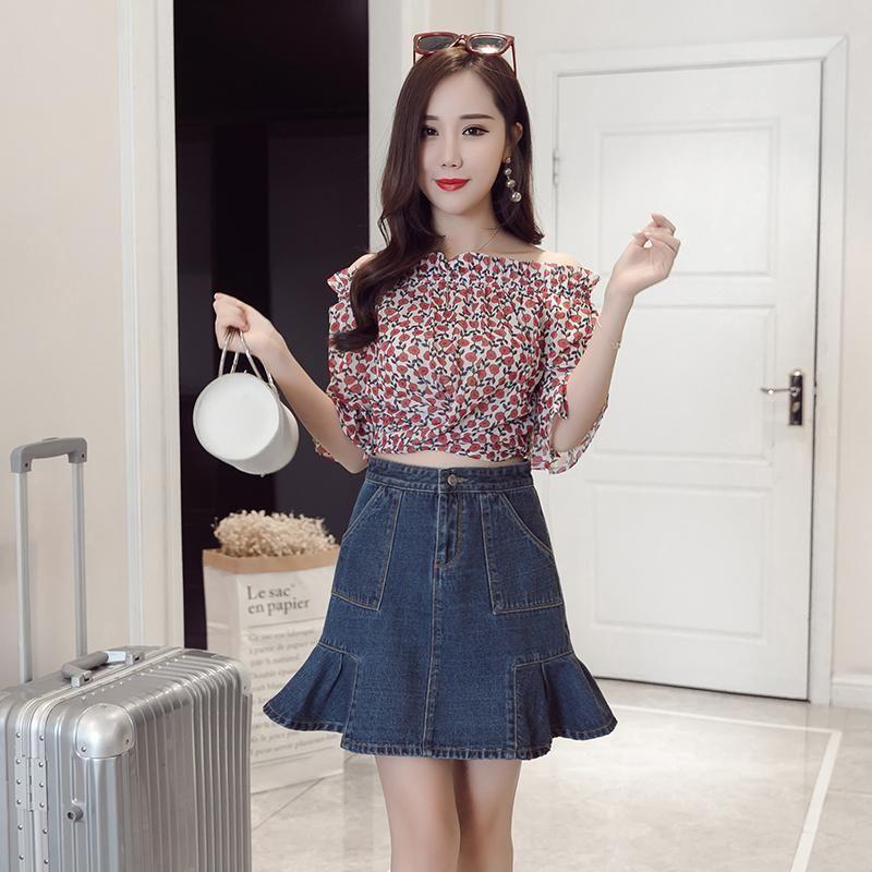 半身裙小清新搭配夏季,白t恤搭配半身裙减龄大气