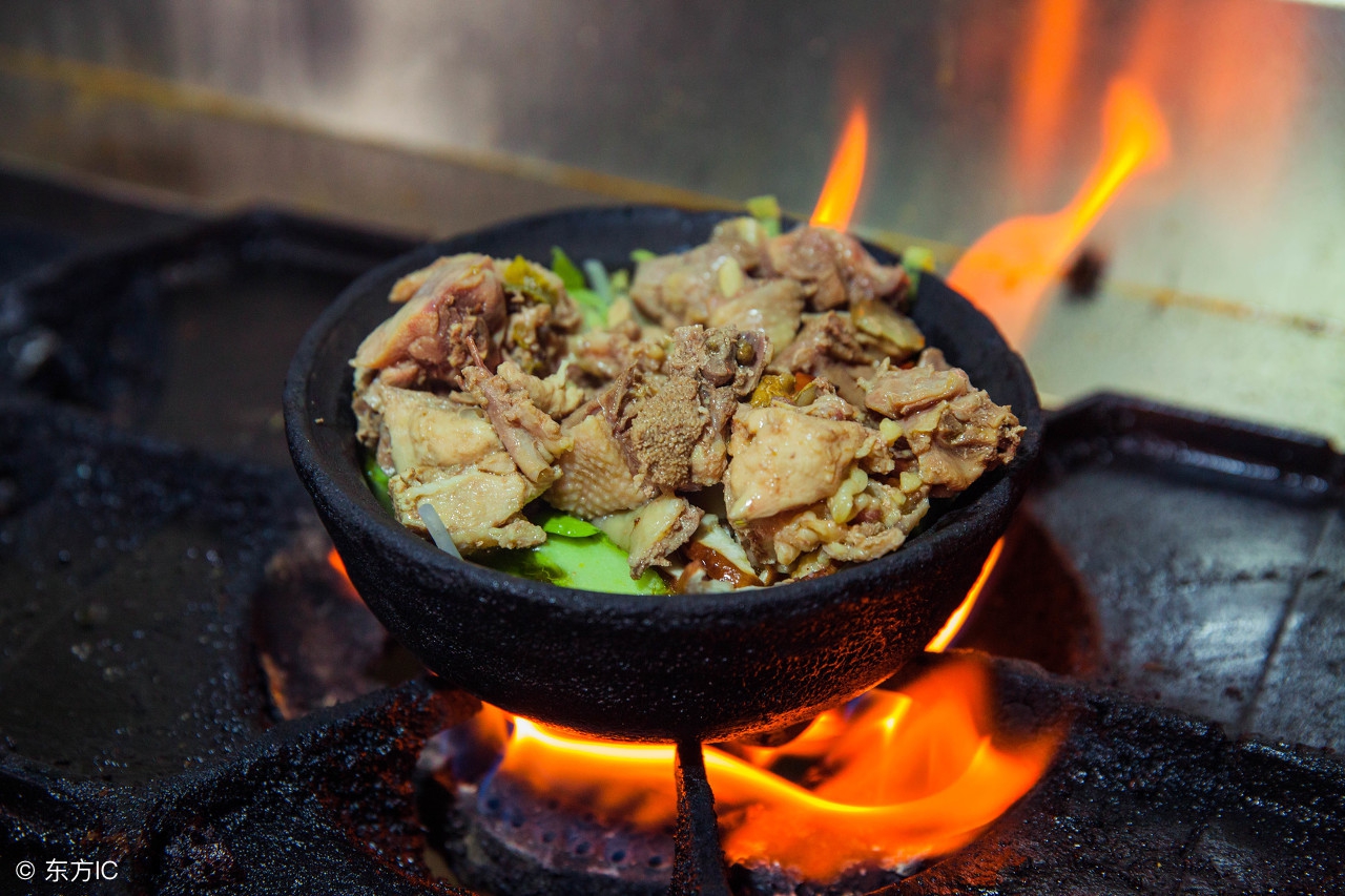 追求色香味追求菜品品质,追求极致做到极致