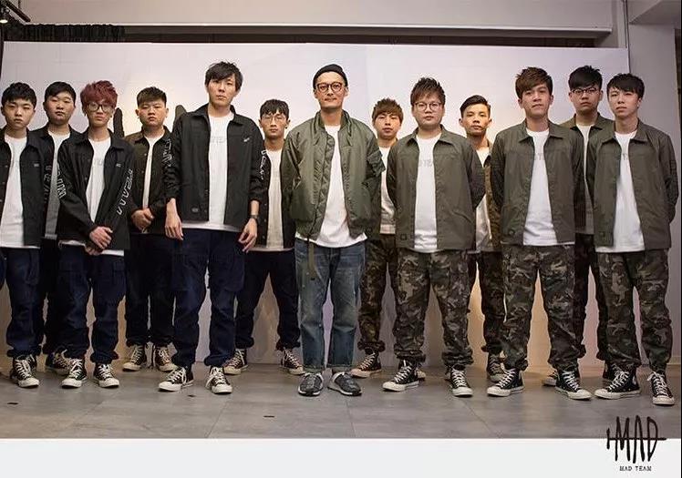 logo衣服好看吗,衣服logo显眼还是不显眼