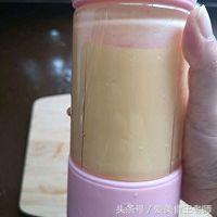 初夏奶昔的制作方法,初夏自制一杯手打奶昔