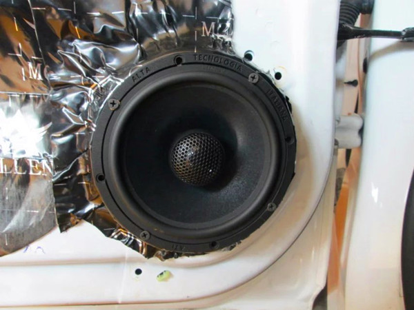 雪佛兰科鲁兹音响改装倒模,成都科鲁兹音响改装