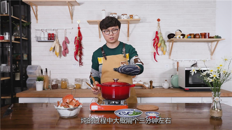 肉蟹煲到底是什么？到底怎么做？看这里