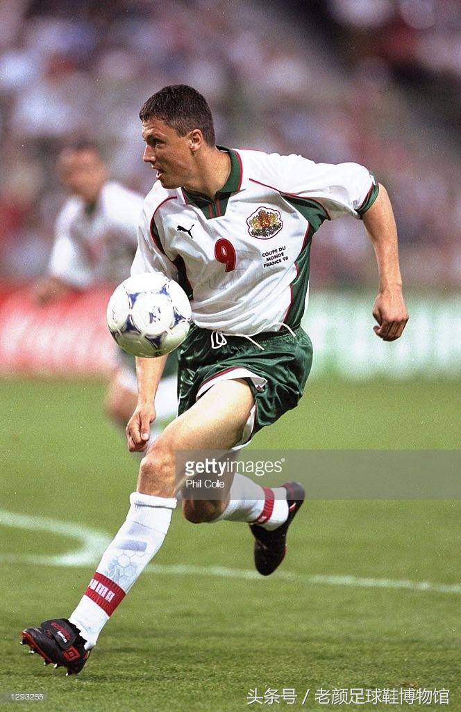 02年世界杯足球鞋回顾,世界杯最火前十的足球鞋