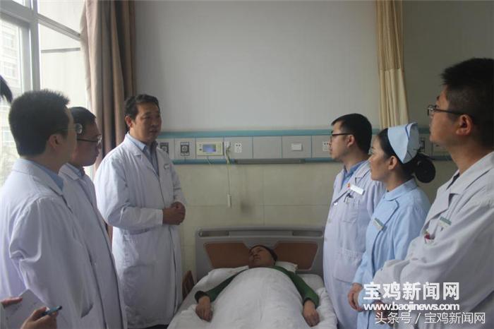 宝鸡这位乳腺科男大夫人称“妙手李”