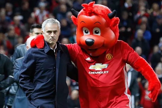 曼联6000万巨星,曼联4000万