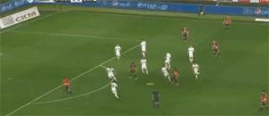 巴西4400万铁腰这特点吸引曼联!身高不足一米七,组织力征服穆帅