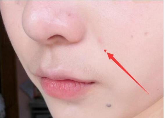 使用BB霜的简单化妆顺序,bb霜化妆的正确步骤图