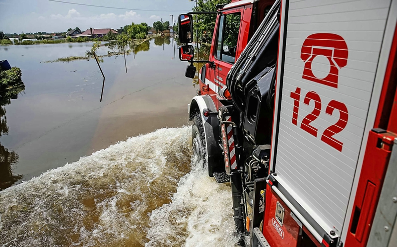 鍋堕亣浜琣86,璺笂鍋堕亣浜琣00001杞︾墝