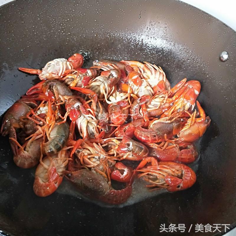 夏天怎么能少得了麻辣小龙虾,夏天的快乐一定少不了麻辣小龙虾