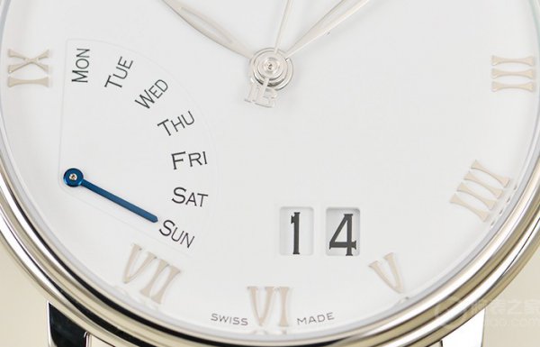 宝珀五十噚精钢钛合金陶瓷表圈,避开热门款选择宝珀开创系列腕表