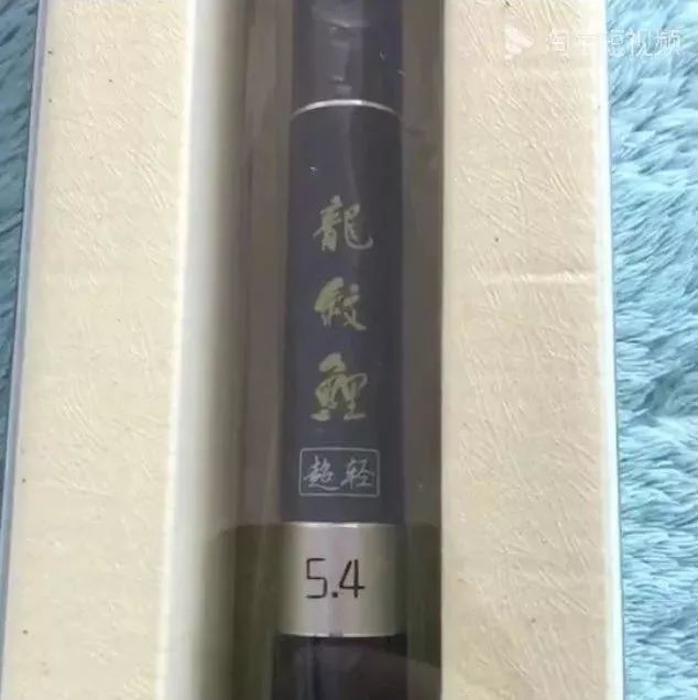 龙纹鲤竿钓鲤鱼,龙纹鲤超轻钓竿