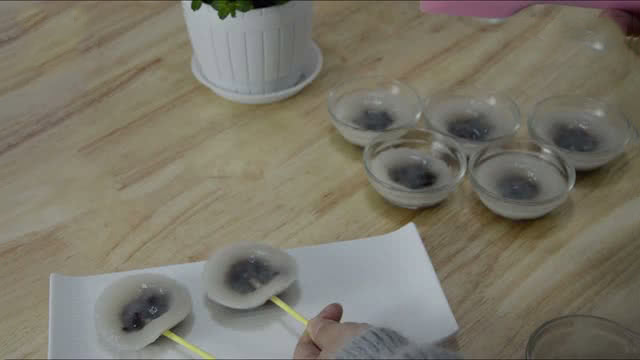 钵仔糕怎样才能看起来晶莹剔透,教你做钵仔糕