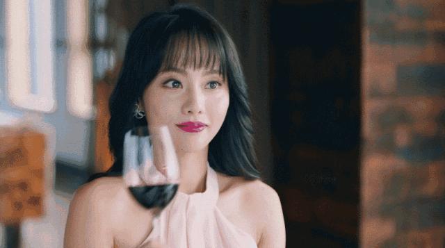 女二口红,17岁18岁女生用什么口红色号