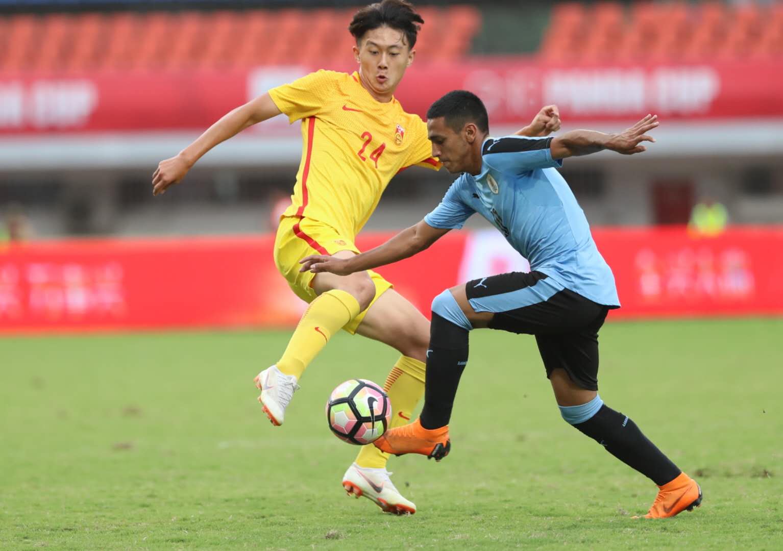 u19熊猫杯中国对乌拉圭视频录像,中国男足u19国青熊猫杯