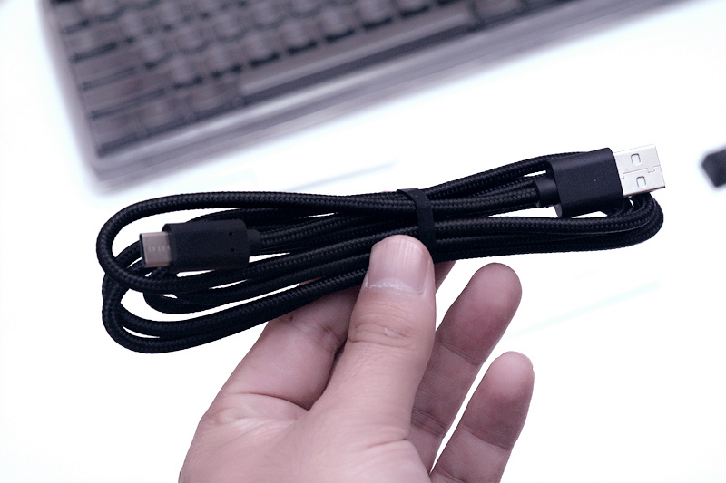 悦米机械键盘和小米游戏键盘,小米键盘对比悦米键盘