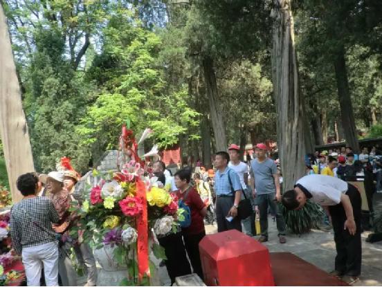 孔子故居游记,游记孔子庙