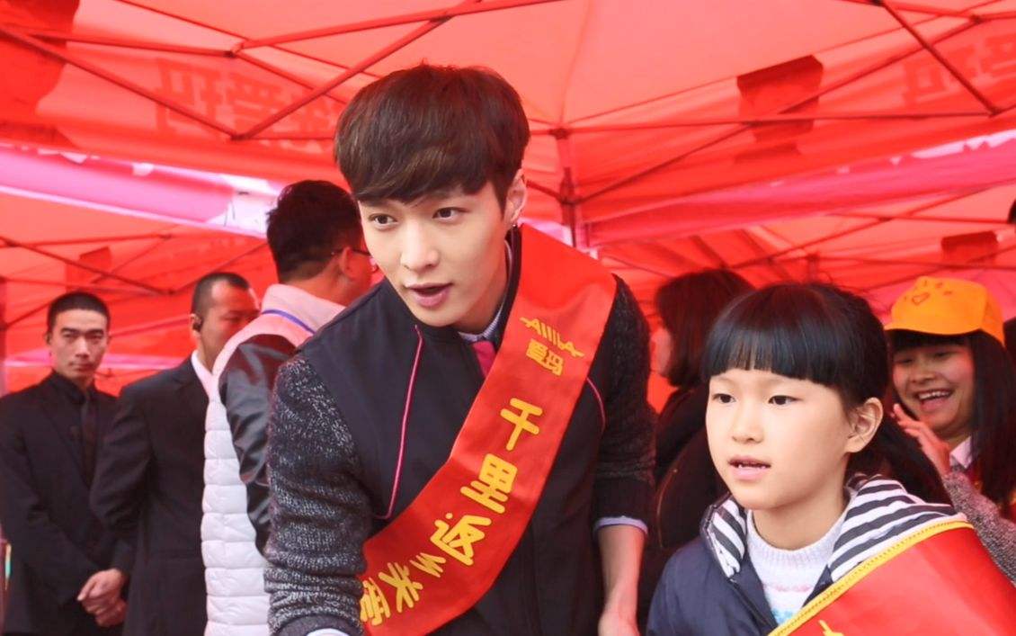 张艺兴努力会有努力的结果,张艺兴实力诠释越努力越幸运