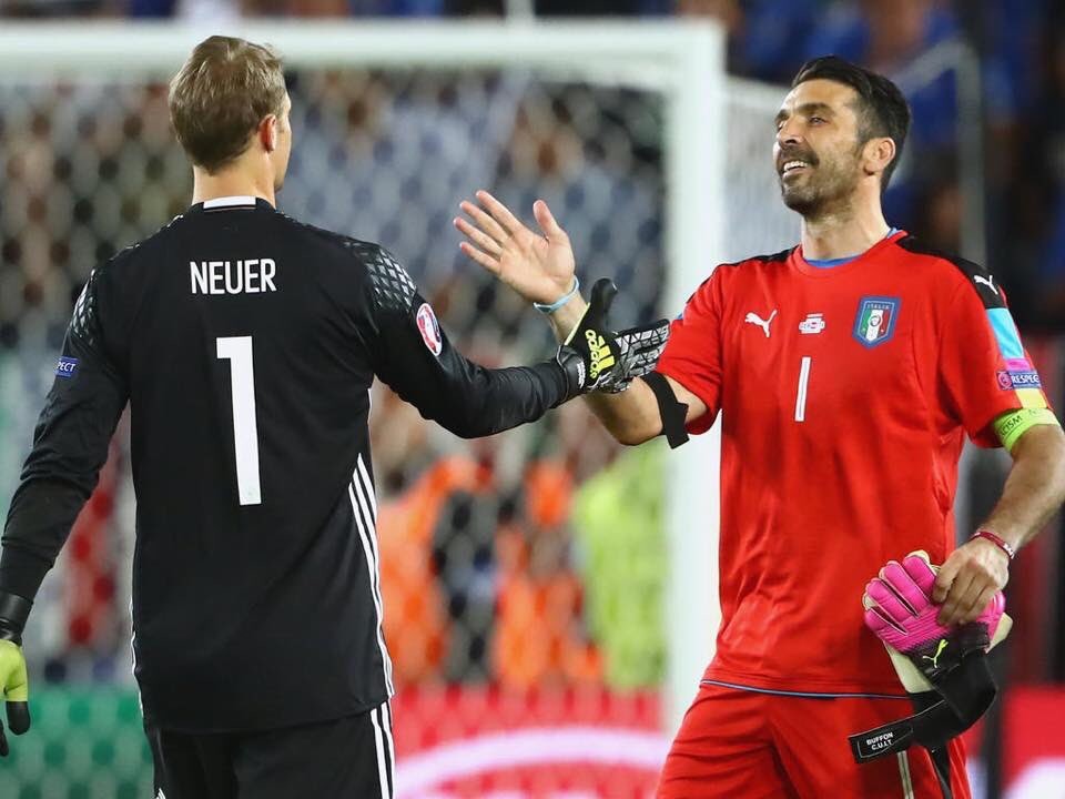 布冯一直都是世界第一门将,世界公认第一门将布冯集锦