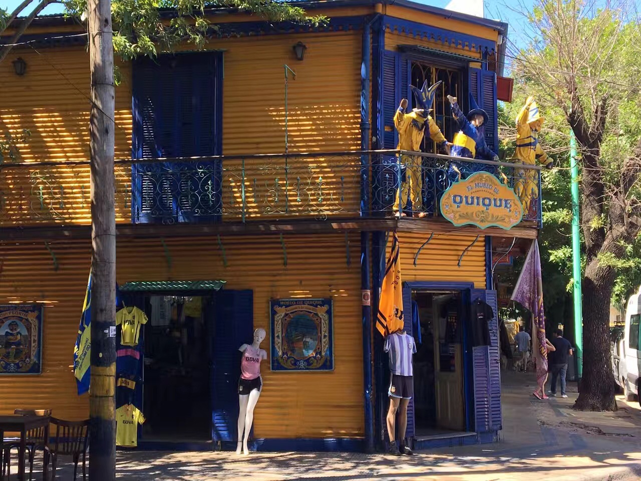 布宜诺斯艾利斯之恋,布宜诺斯艾利斯博卡区