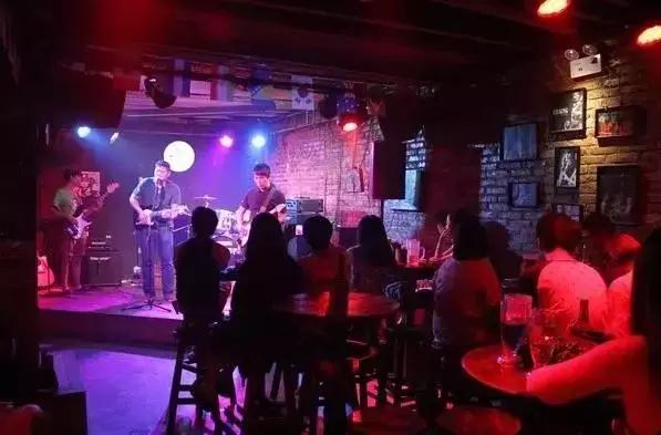 草莓音乐节武汉在室内还是室外,草莓音乐节好不好玩